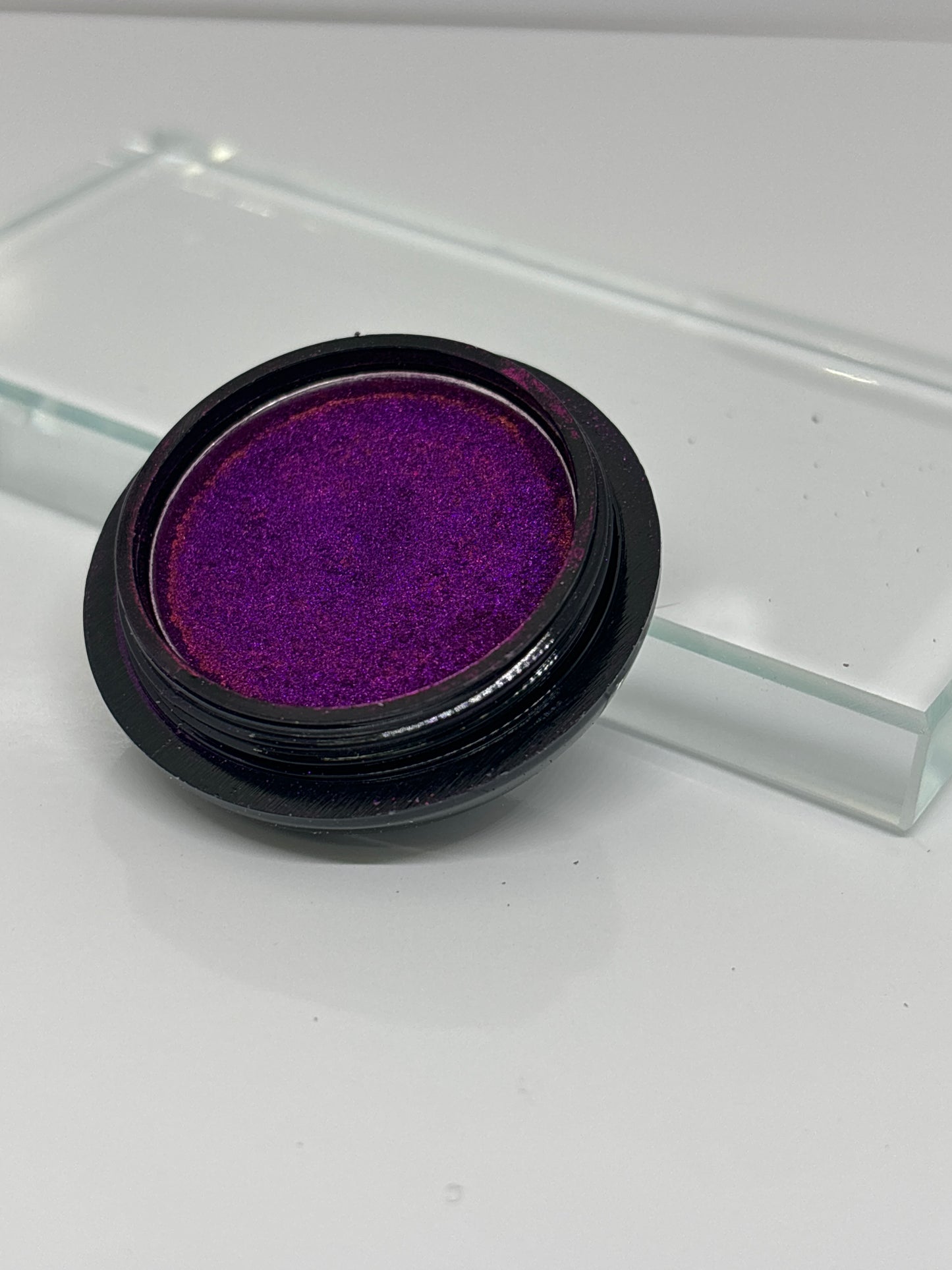 Solid chrome magenta