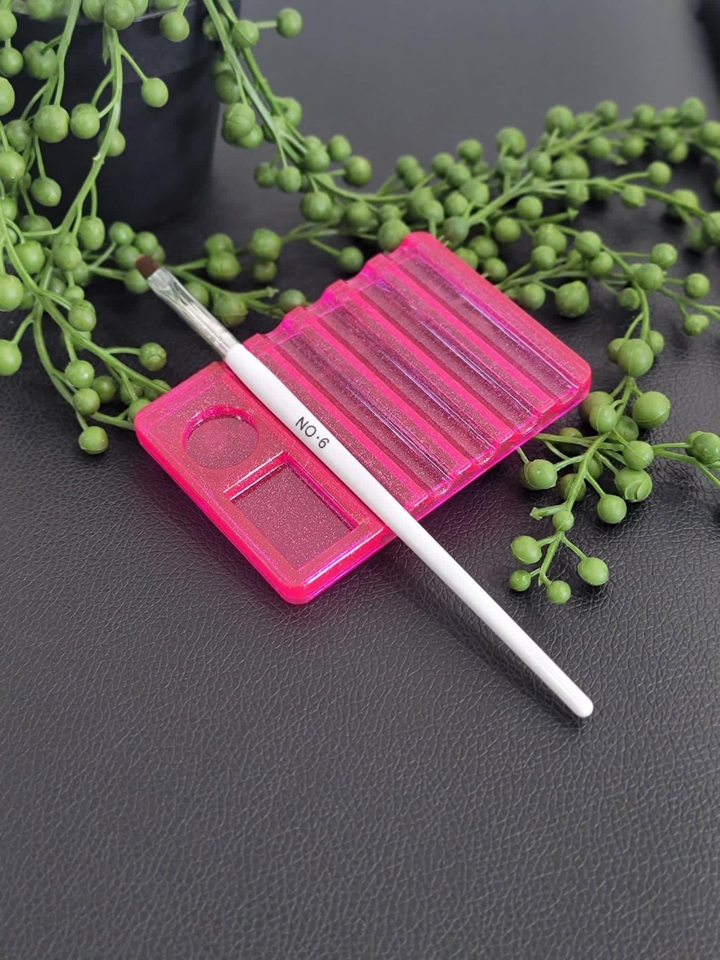 Brush holder & gel palette
