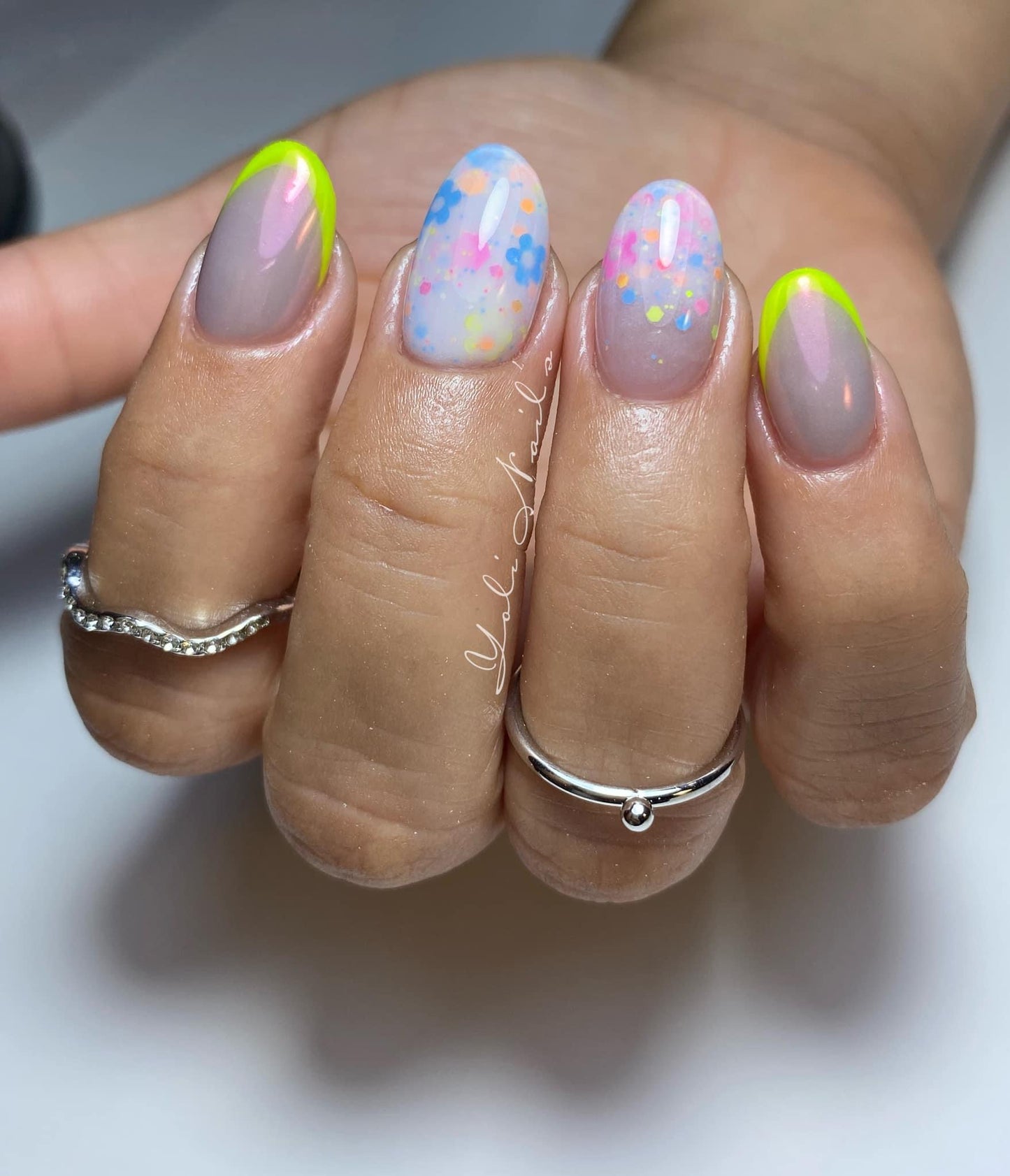 Neon Opal glitter mix