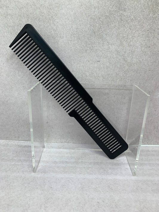 Plastic comb