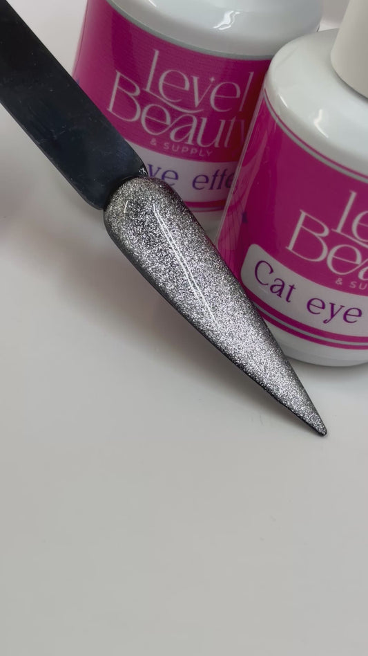 Cat eye silver glitter